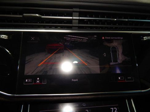 Used 2023 Audi Q8 Premium Plus image 29