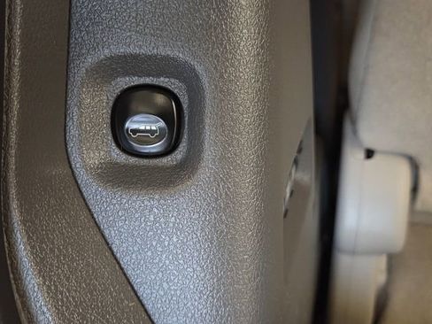 Used 2011 Ford Flex Limited w/ Rapid Spec Order Code FWD image 17
