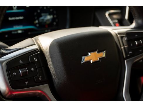 Used 2022 Chevrolet Tahoe LT w/ LT Signature Package image 32