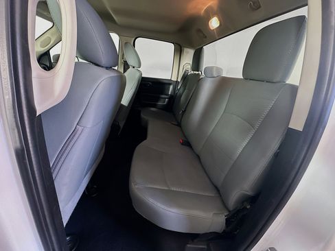 Used 2018 RAM 1500 Express image 25