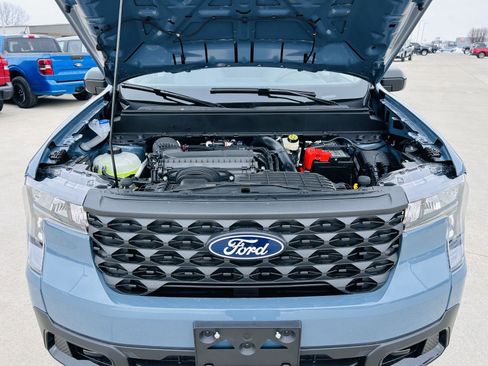 New 2026 Ford Maverick XLT w/ XLT Luxury Package image 40