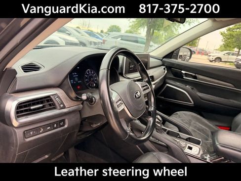 Used 2020 Kia Telluride EX w/ EX Premium Package image 14