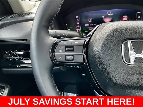 Used 2025 Honda Accord Touring image 14