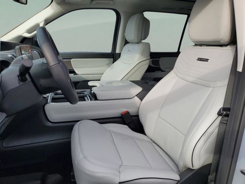 New 2026 Ford Expedition Max Platinum w/ Platinum Ultimate Package image 19