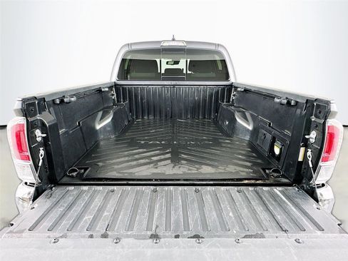 Used 2023 Toyota Tacoma TRD Off-Road image 24