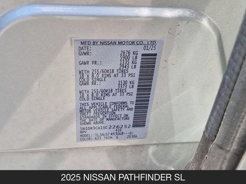 Used 2025 Nissan Pathfinder SL FWD image 26