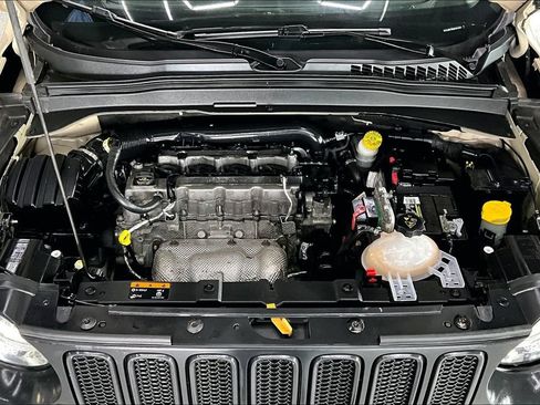 Used 2016 Jeep Renegade Trailhawk AWD/4WD image 31