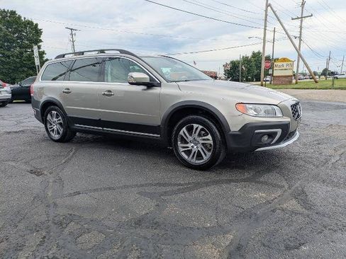 Used 2015 Volvo XC70 3.2 Premier AWD/4WD image 4