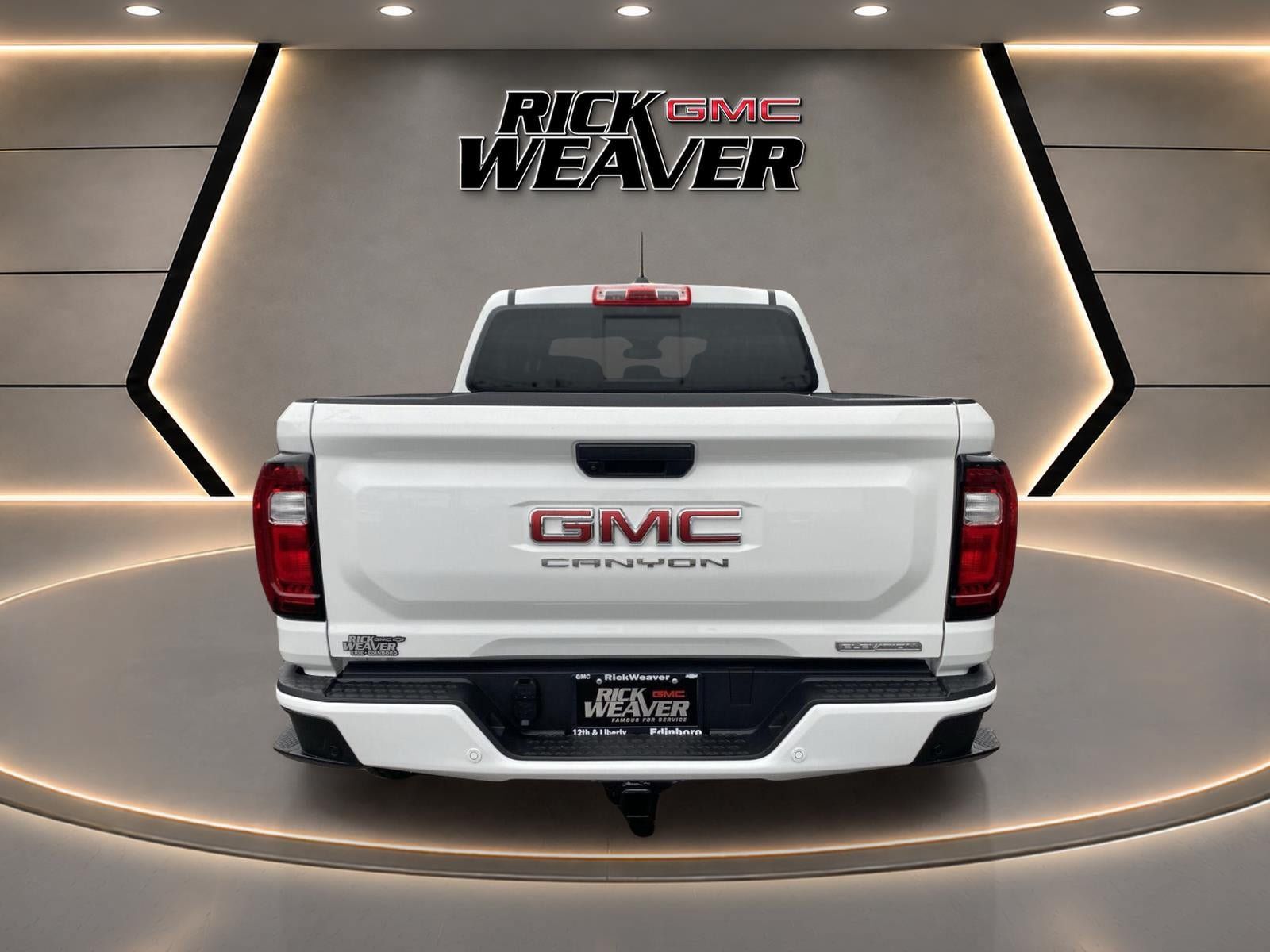 Used 2025 GMC Canyon Elevation AWD/4WD image 6
