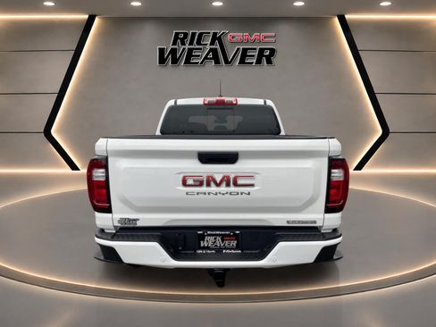 Used 2025 GMC Canyon Elevation AWD/4WD image 6
