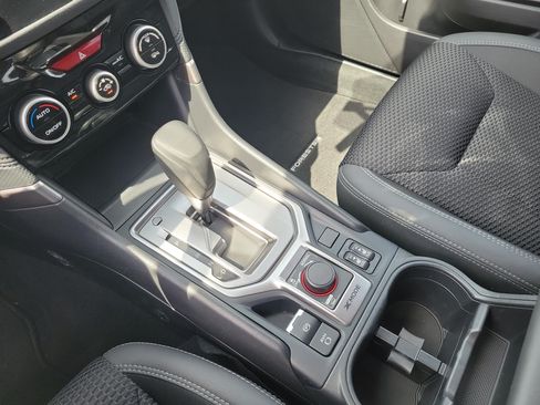 Used 2020 Subaru Forester Premium AWD/4WD image 28