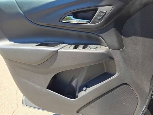 Used 2024 Chevrolet Equinox LT AWD/4WD image 14