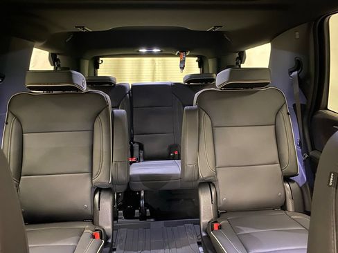 New 2026 Chevrolet Tahoe Premier w/ Sun And Tow Package AWD/4WD image 18