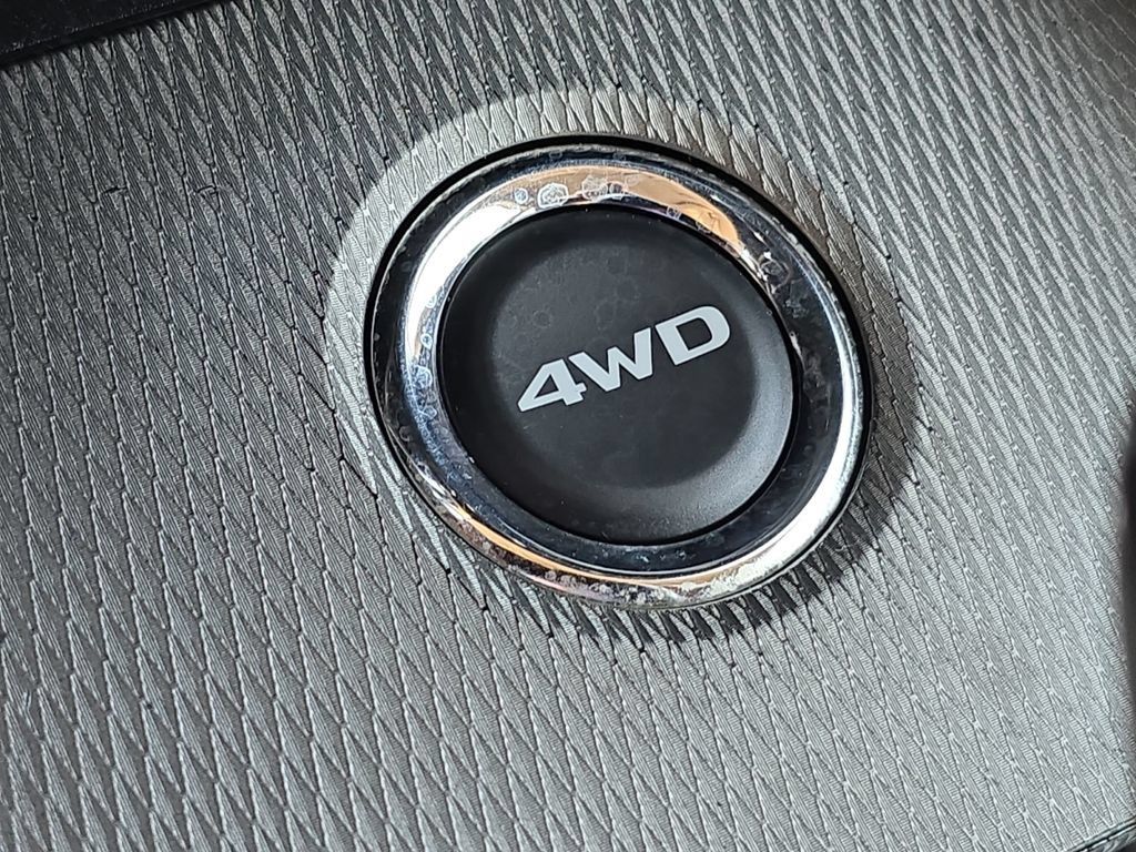 Used 2018 Mitsubishi Outlander Sport SE AWD/4WD image 31