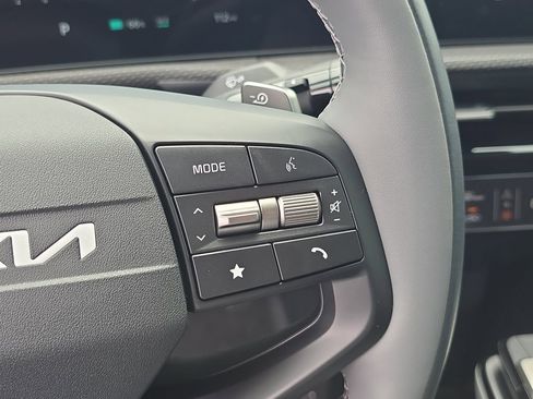 New 2026 Kia EV6 Wind RWD image 31