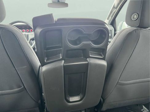 Used 2023 Chevrolet Silverado 1500 Custom image 15