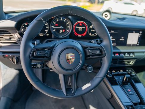 Used 2024 Porsche 911 Carrera RWD image 14