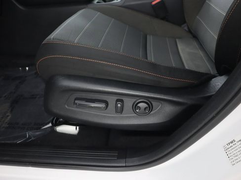 Used 2025 Honda CR-V Sport image 31