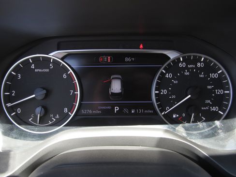 Used 2026 Nissan Rogue S FWD image 25