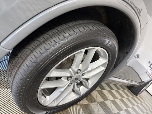 Used 2024 Dodge Durango GT RWD image 24