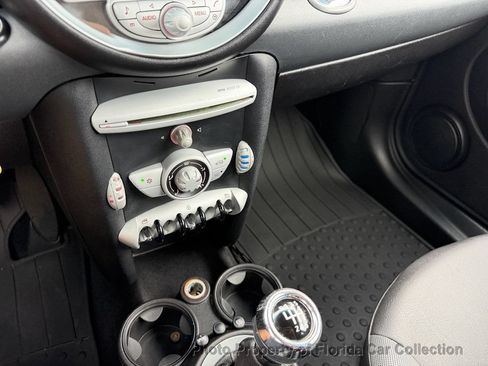 Used 2009 MINI Cooper Hardtop FWD image 45