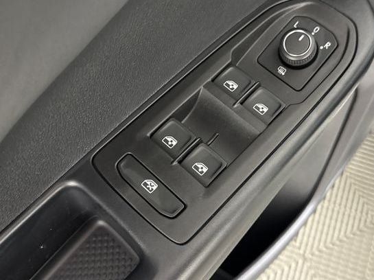 New 2026 Volkswagen Taos SE AWD/4WD image 25