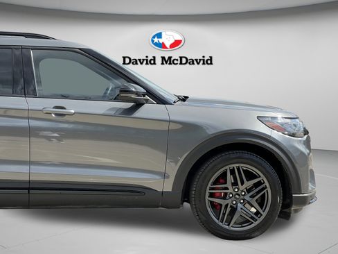 Used 2025 Ford Explorer ST w/ Sun And Sound Package AWD/4WD image 39