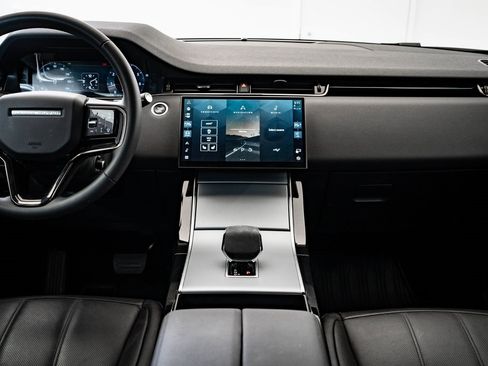 Used 2024 Land Rover Range Rover Evoque S image 33