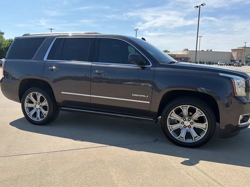 Used 2018 GMC Yukon Denali w/ Denali Ultimate Package AWD/4WD image 27
