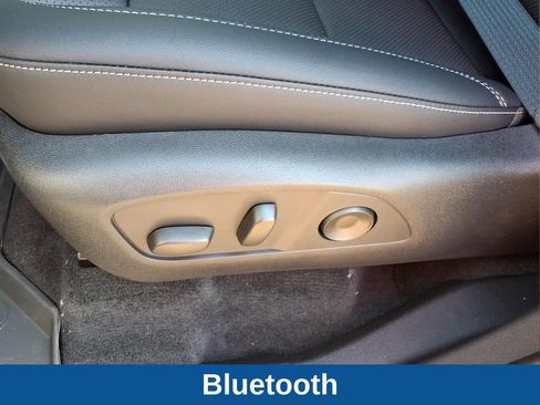 New 2026 Chevrolet Traverse LT w/ Driver Confidence Package FWD image 16