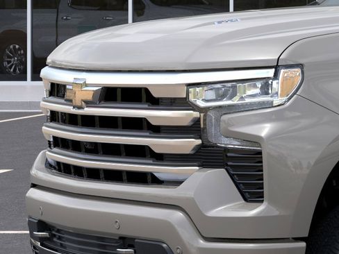 New 2026 Chevrolet Silverado 1500 High Country w/ Technology Package AWD/4WD image 13