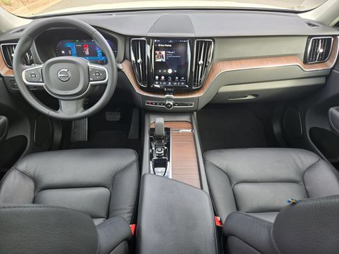 Used 2022 Volvo XC60 T8 Inscription Expression AWD/4WD image 10