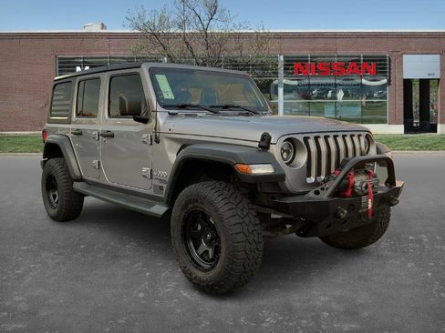 Used 2018 Jeep Wrangler Unlimited Sport S image 5