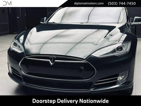 Used 2014 Tesla Model S 85 RWD image 14