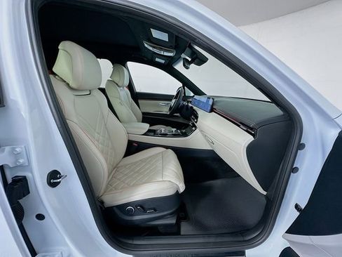 Certified 2026 Genesis GV70 3.5T Sport Prestige image 30