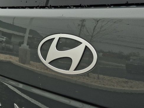 Used 2024 Hyundai Santa Fe Limited AWD/4WD image 30