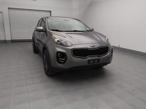 Used 2017 Kia Sportage LX image 14