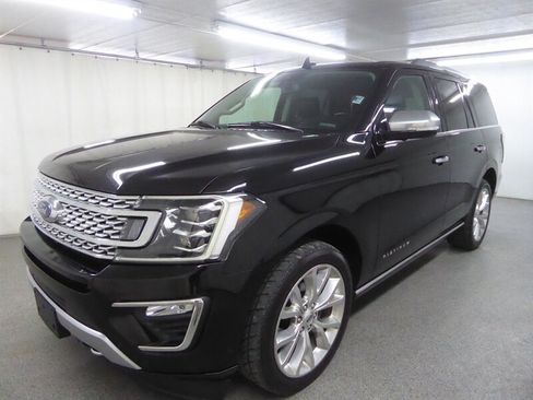 Used 2018 Ford Expedition Platinum AWD/4WD image 3