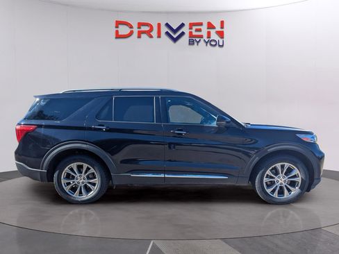 Used 2020 Ford Explorer Limited AWD/4WD image 6