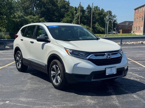 Used 2018 Honda CR-V LX image 2