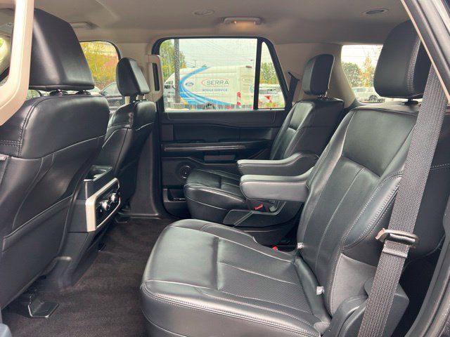 Used 2023 Ford Expedition XLT AWD/4WD image 19
