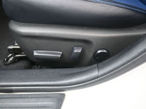 Used 2016 Toyota Camry SE image 14