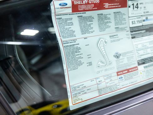 Used 2022 Ford Mustang Shelby GT500 w/ Carbon Fiber Track Pack RWD image 29