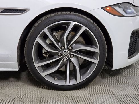 Used 2024 Jaguar XF R-Dynamic SE AWD/4WD image 10