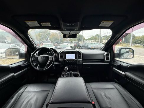 Used 2018 Ford F150 XLT w/ Equipment Group 302A Luxury AWD/4WD image 22
