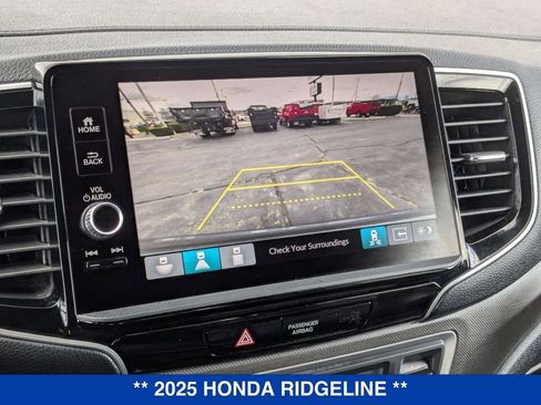 Used 2025 Honda Ridgeline TrailSport image 21