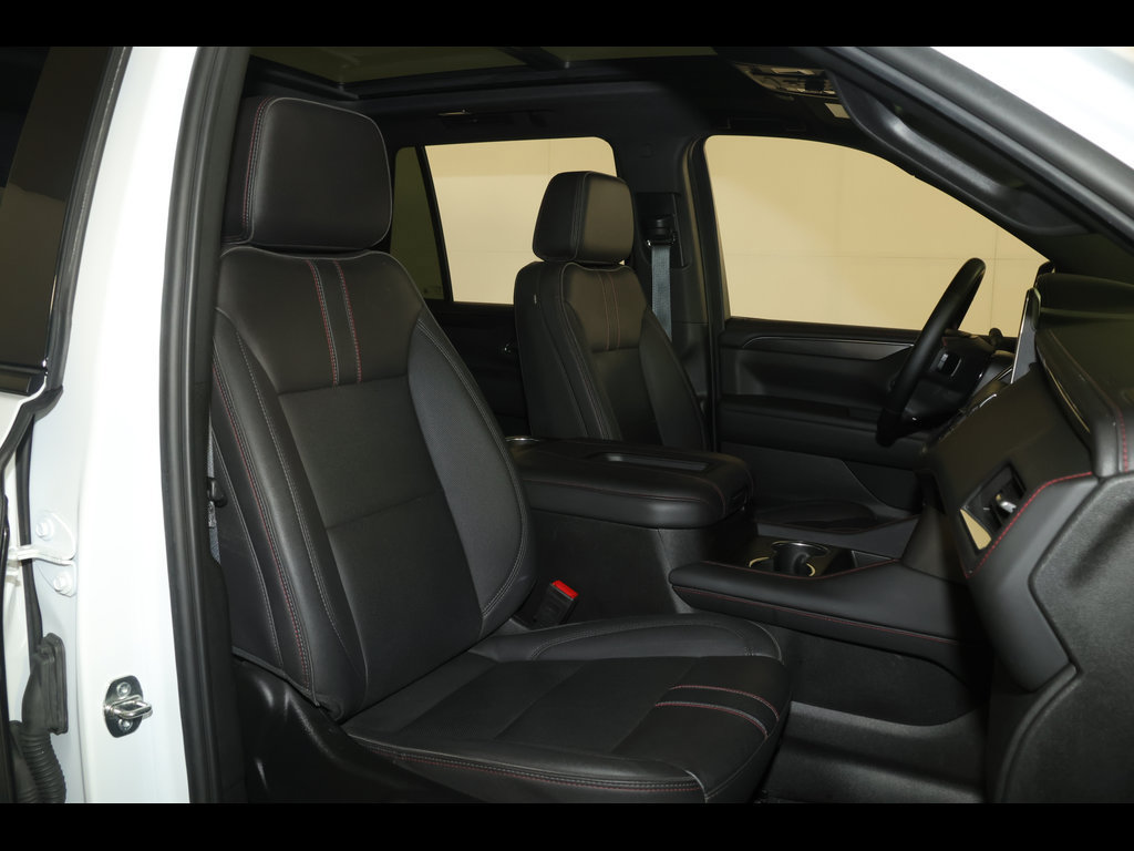 Used 2023 Chevrolet Tahoe RST w/ Luxury Package AWD/4WD image 34
