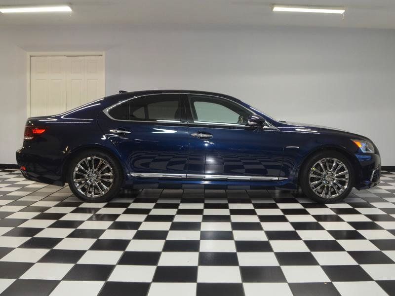 Used 2017 Lexus LS 460 RWD image 6