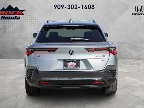 Used 2024 Acura ZDX A-Spec image 5