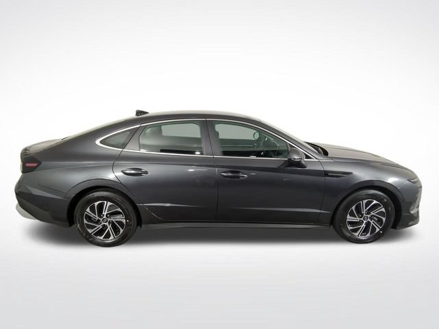 New 2026 Hyundai Sonata Blue FWD image 37